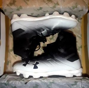Under armour football cleats